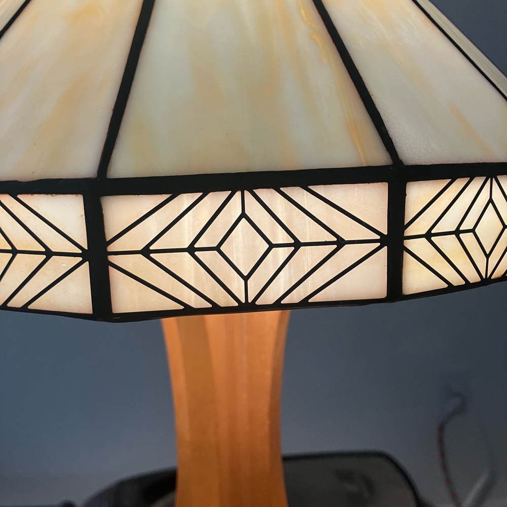 MCM Vintage Craftsman Mission Style Stained Glass Table Lamp - Cream and Brown - Picture 2 of 10